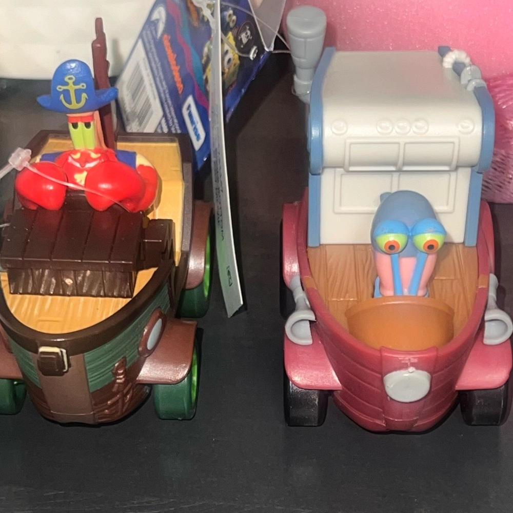 SpongeBob SquarePants Pirate and Snail Boat Set - Red, Blue, Brown